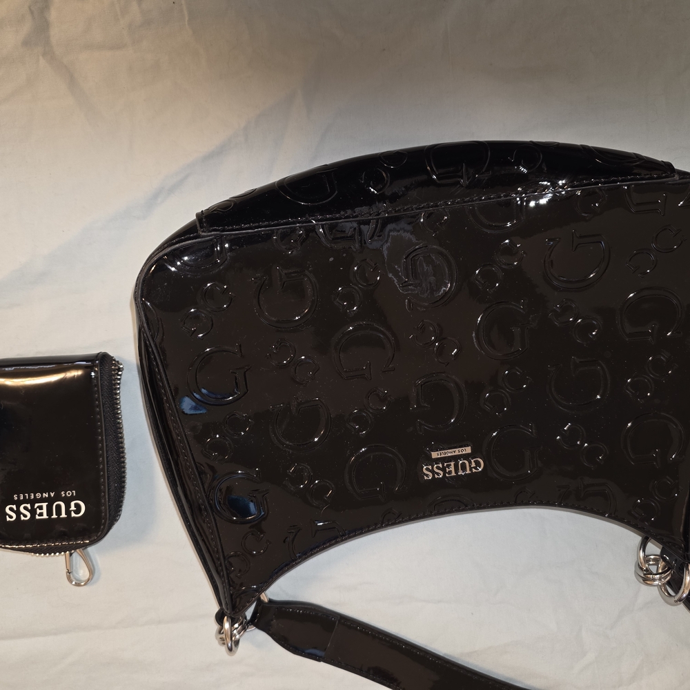 GUESS Glossy Black Shoulder Bag